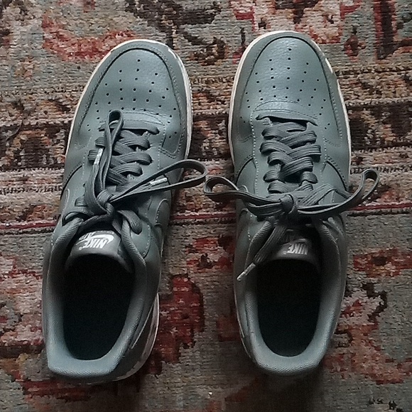 Nike AF 1 - Picture 3 of 4